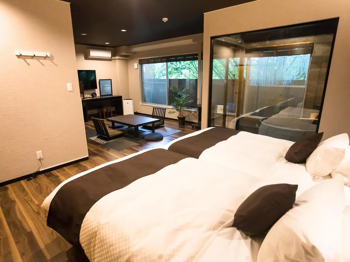 Livemax Resort Hakone Ashinoko 3*,